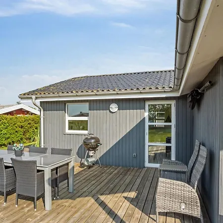 Anella - 200m From The Sea By Interhome Feriehus