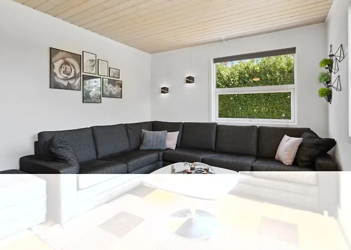 Anella - 200m From The Sea By Interhome *