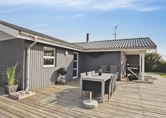 Holiday home Anella - 200m From The Sea By Interhome